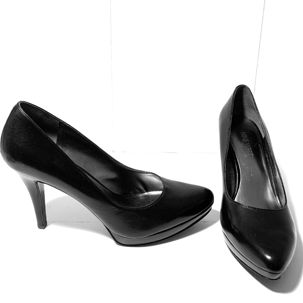 New Nine West Novitao Black Leather Pumps Size 7 ½